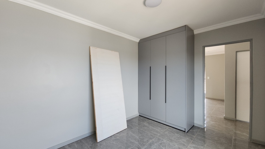 To Let 4 Bedroom Property for Rent in Melodie North West